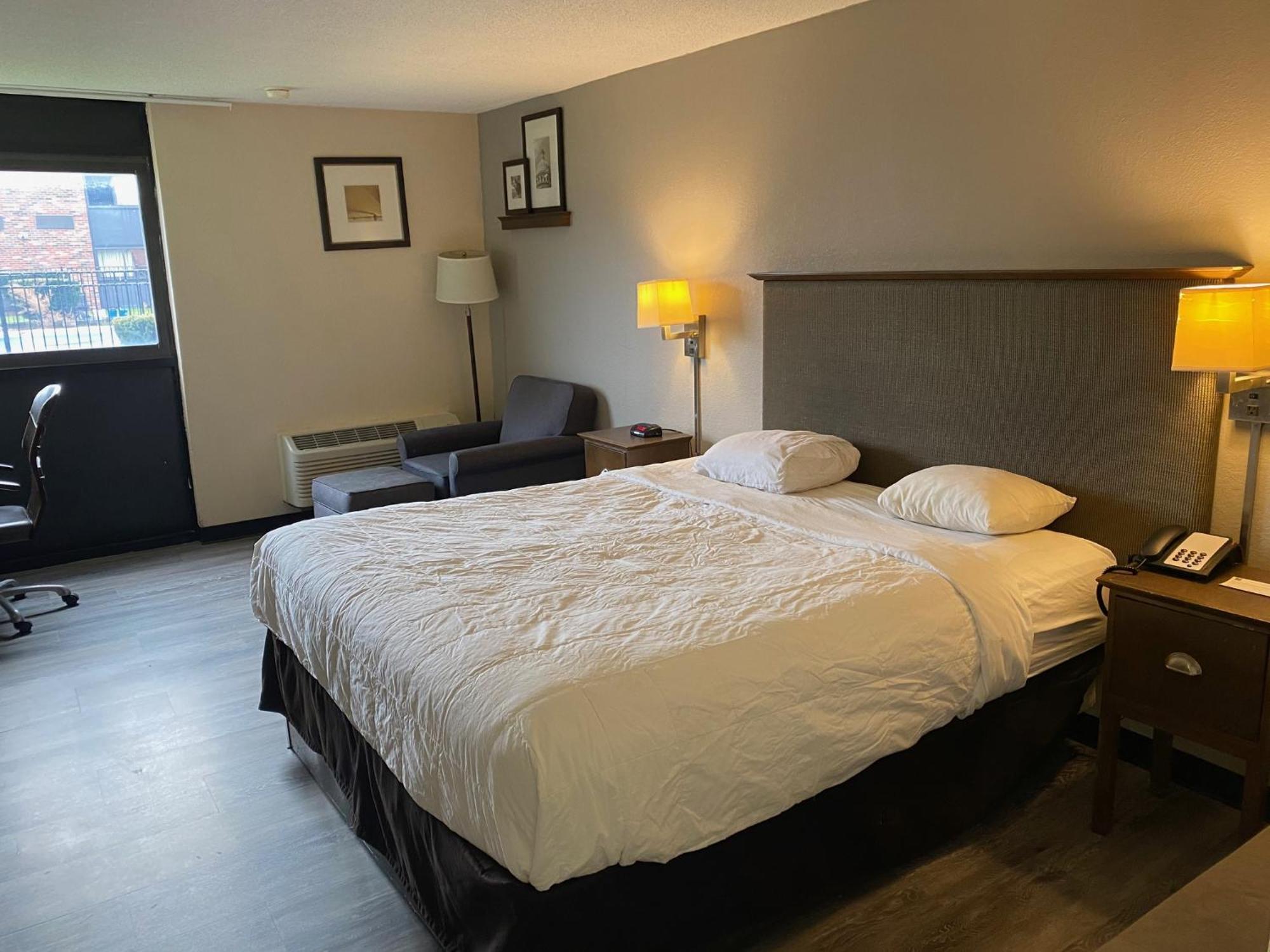 Motel 6 Rochester - Airport Екстериор снимка